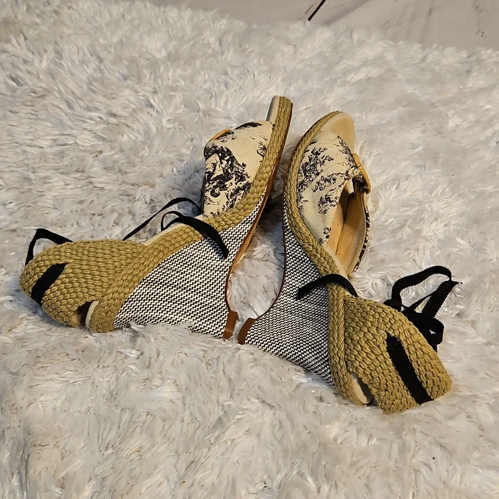 Cole Haan ideal toe design